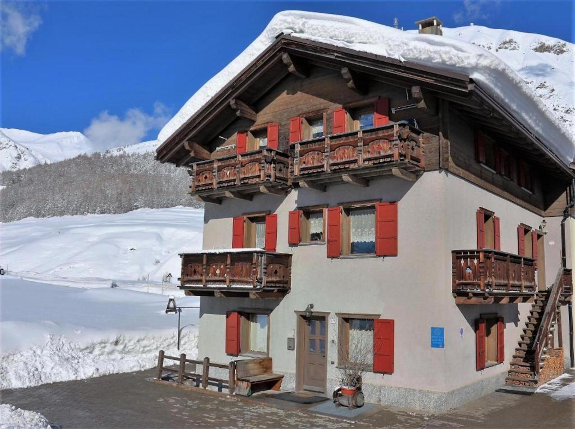 Appartamenti Lorenza 3 Baite Giotto Livigno Exterior foto